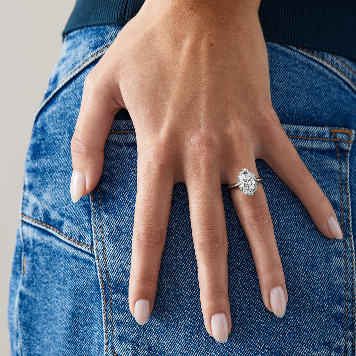 Full Moon Sormus 2,00ct Ovaali Keltakulta – Olli Johan Lindroos